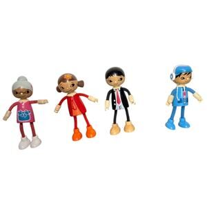 Hape Wooden Family Dolls Set of 4 Modern Family Figures Bendable Montessori Toy